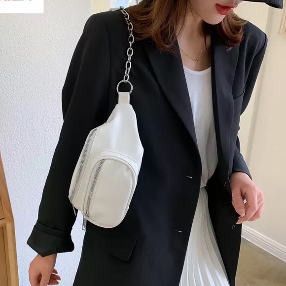 Fanny pack bag crossbody waist adjustable 2 pocket zipper chain bags white black - Picture 4 of 13